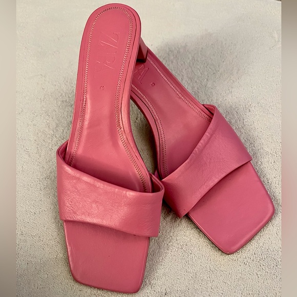 Zara Shoes - Zara Pink Kitten Heels Never Worn US 9